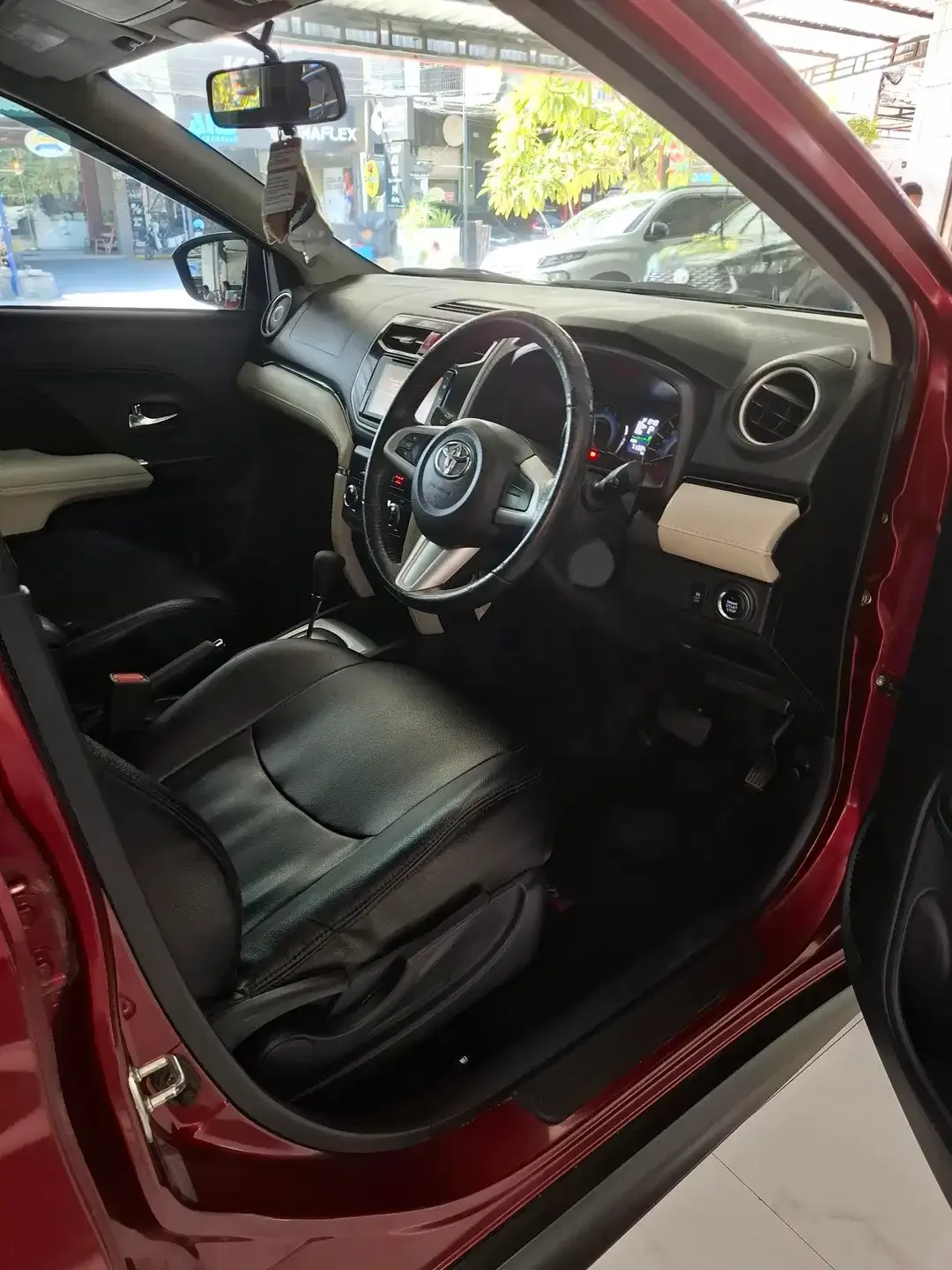 Toyota rush trd matic - Image 5 of 6