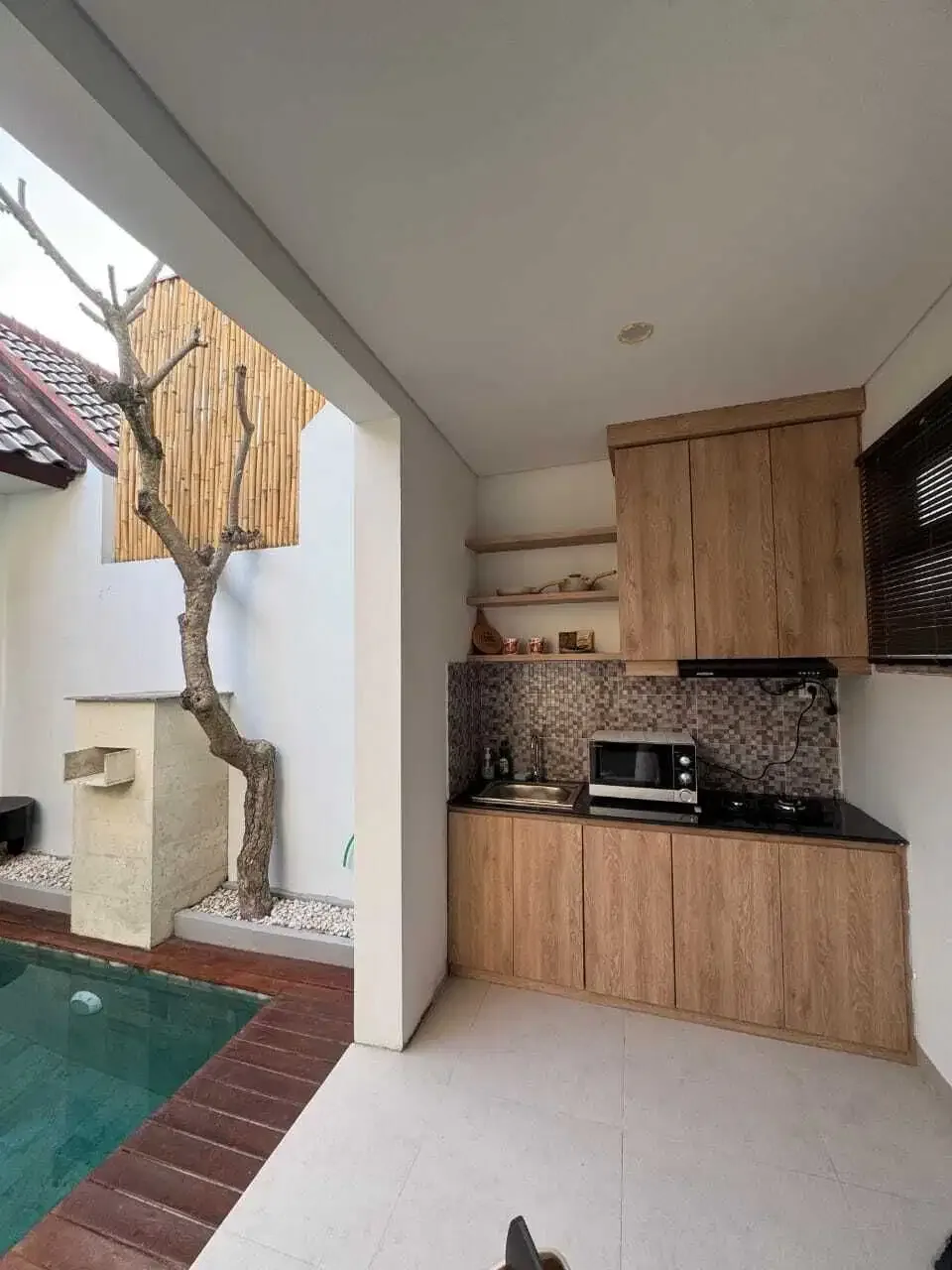 Villa Mewah Mediterania Full Furnished di Kerobokan Bali - Image 5 of 10
