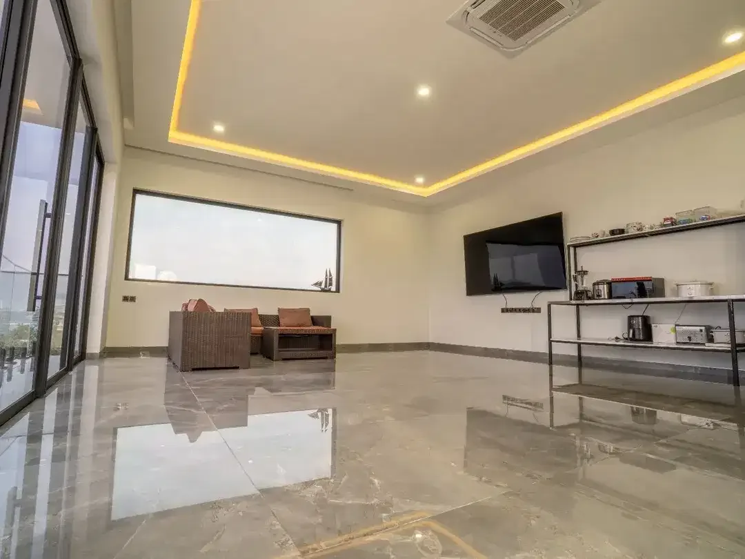 PRIME COMMERCIAL BUILDING FOR SALE – SANUR, BALI - Image 7 of 10