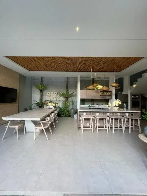 3 BEDROOMS VILLA IN SEMINYAK - Image 7 of 10