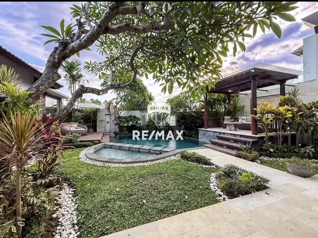 Dijual Villa Dekat Pantai Berawa Dan Finns & Beach Club Di Canggu, Bali - Image 3 of 10