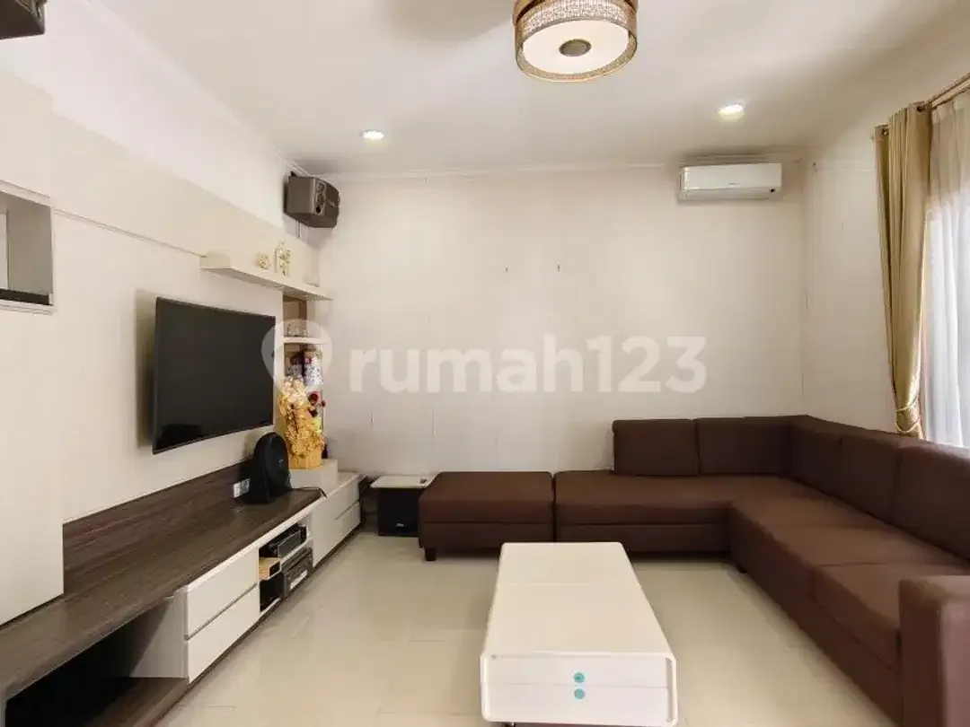 For Sale Rumah 2 Lantai di Cluster Jimbaran Bali - Image 6 of 10