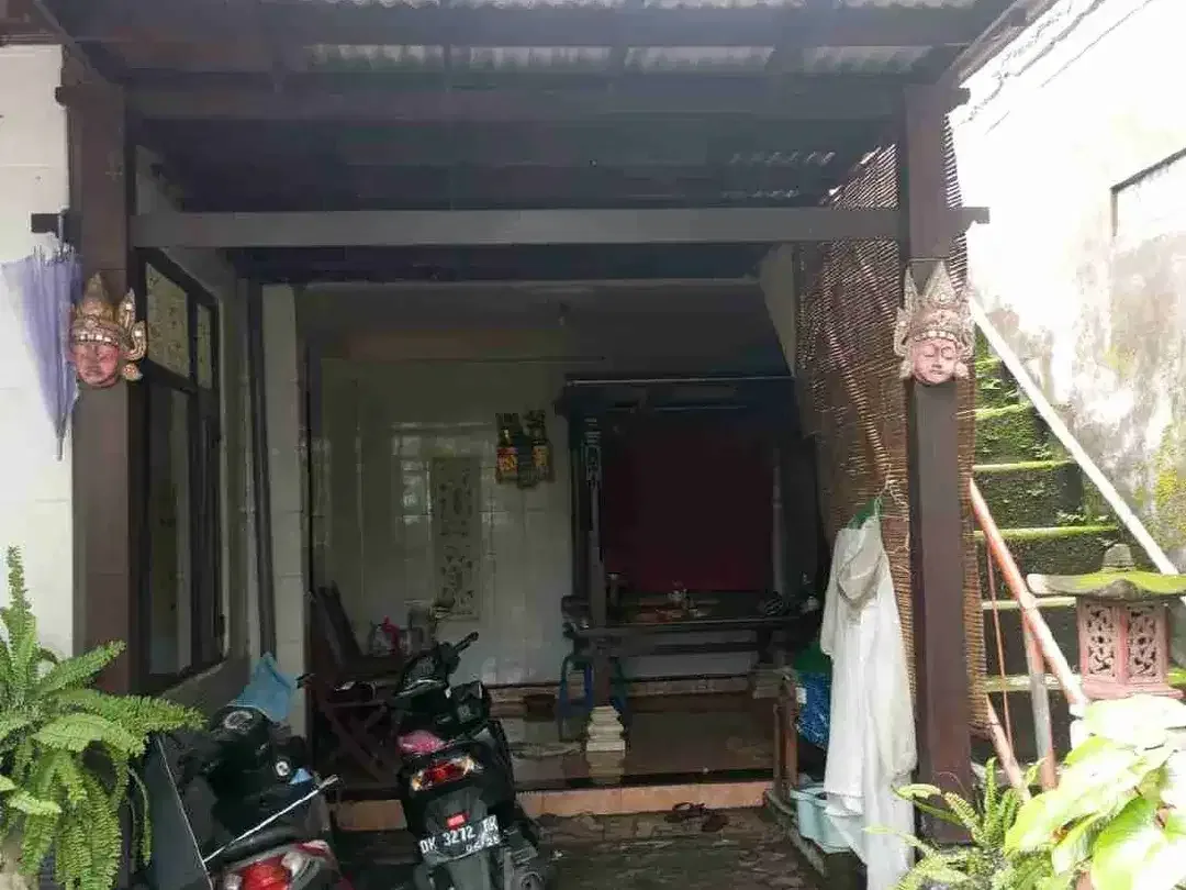 Jual Tanah 2are/200m² Bonus Bangunan 1lt Jl Tukad Buaji, Cocok untuk di bangun Kos kosan / Hunian. area Strategis. - Image 3 of 5