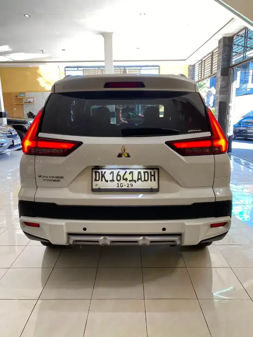 Mitsubishi Xpander Cross CVT Premium 2024 Automatic - Image 10 of 10