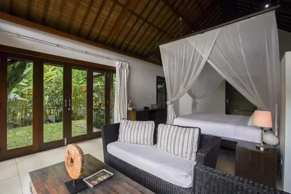 ONE OF BEST VILLAS COMPLEX PERERENAN BALI - Image 5 of 10