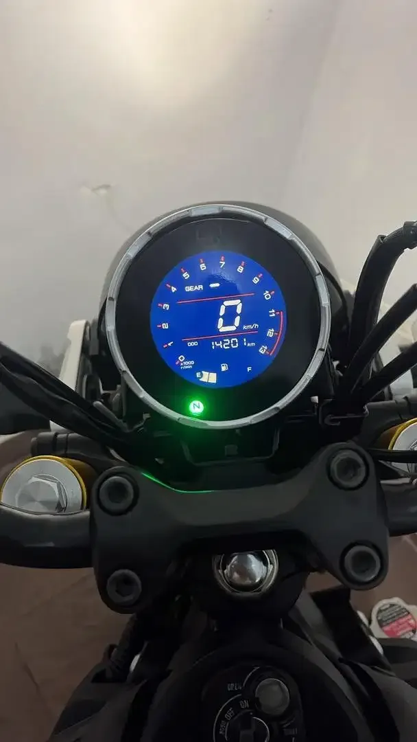 Yamaha Xsr 155 Warna Hitam - Image 2 of 2