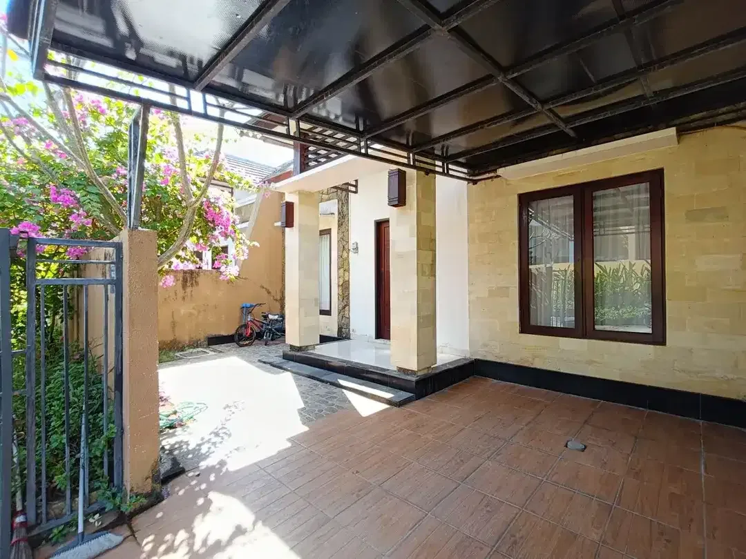 Rumah TERMURAH di Royal Garden, One Gate, Security 24 Jam, Ada Club House, Kids Friendly! - Image 2 of 10