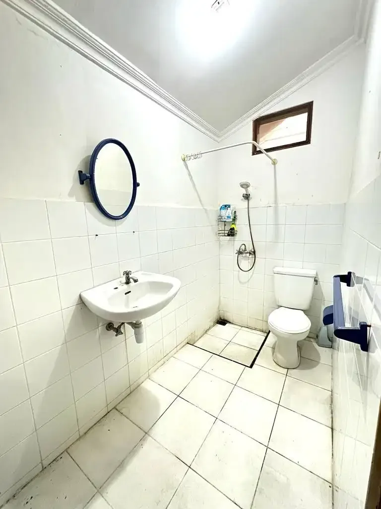 Rumah Strategis Area PREMIUM Dekat Club Jimbaran Taman Griya - Image 8 of 9