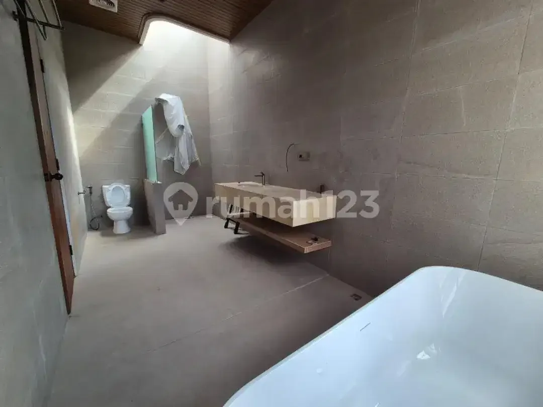 Brand New Luxury Villa For Sale In Munggu, Fully Furnished, 3Br En-Suite, Private Pool, Idr 4.5 Billion - Image 2 of 9