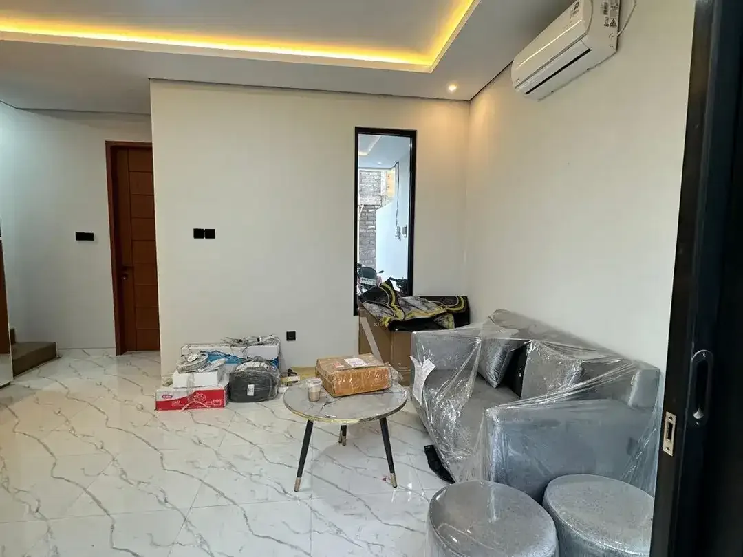 Rumah Furnished 3 BR di Denpasar Selatan Harga 2M An - Image 3 of 7