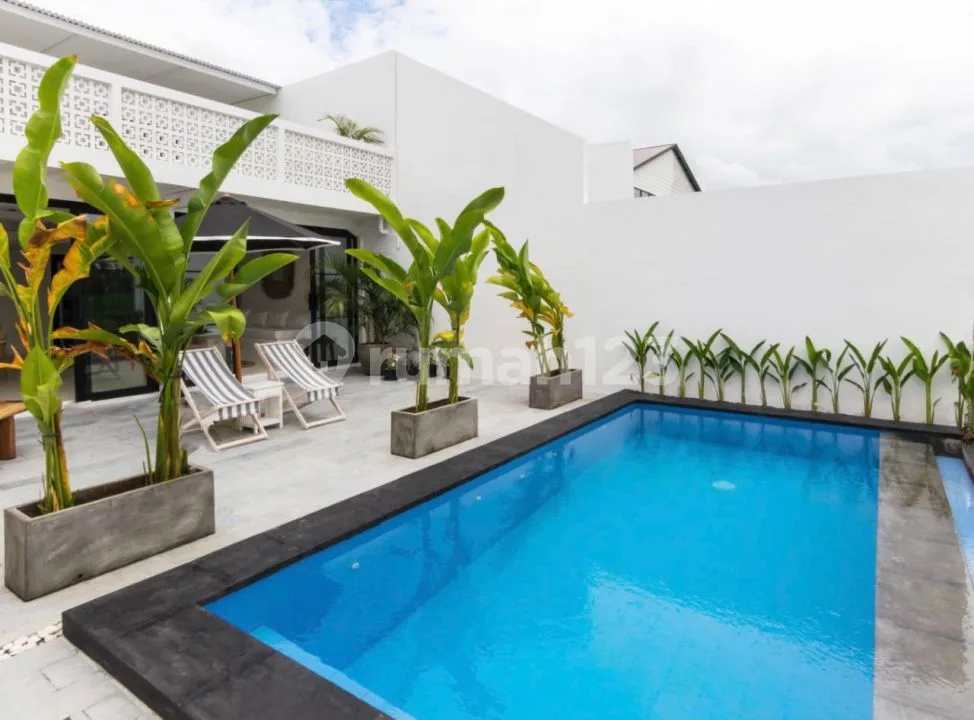Quiet Villa Canggu Near Batu Bolong Beach, Finns Club. - Image 1 of 4