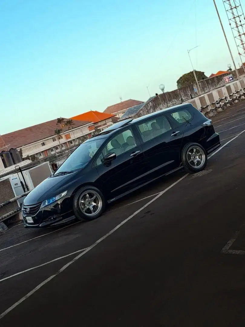 Honda Odyssey 2012 Ganteng Bisa Cash / Credit / TT Mobil Lain - Image 3 of 10
