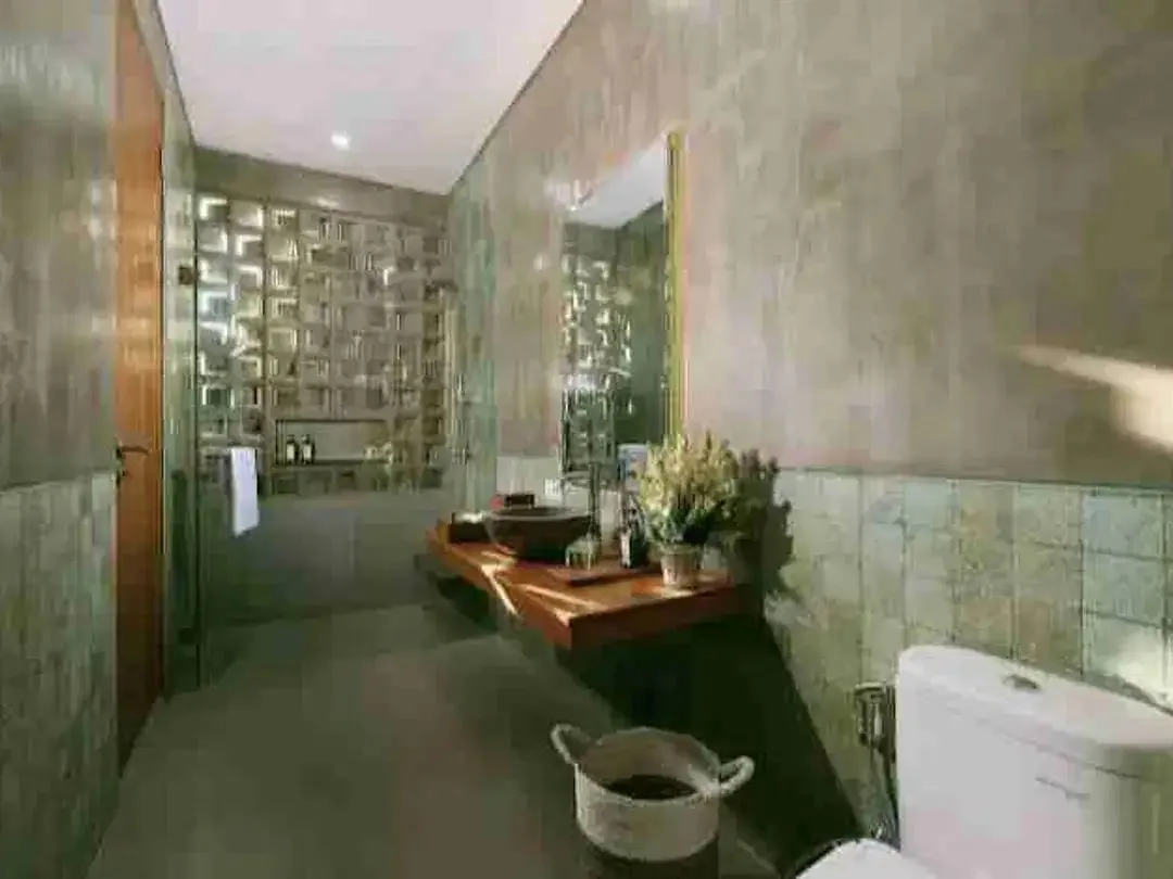 Vila Mewah 3 Kamar Dekat Pantai Nelayan Canggu Bali - Image 4 of 10