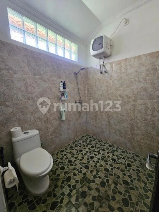V581 Modern 3Br Beachside Villa Sanur Walk To Mall & Beach - Image 4 of 4