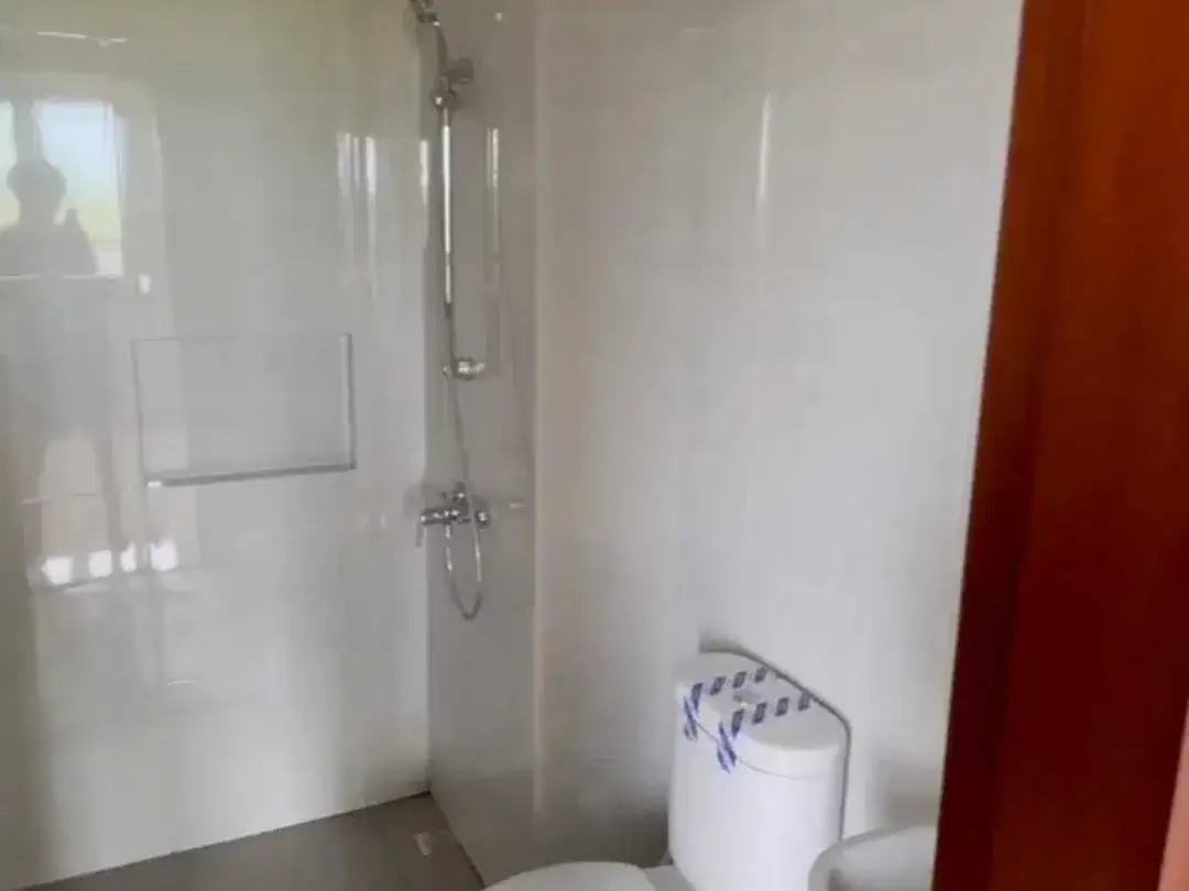 READY UNIT RUMAH SEMI VILLA 3BR SWIMING POOL AREA NUSA DUA - Image 5 of 10