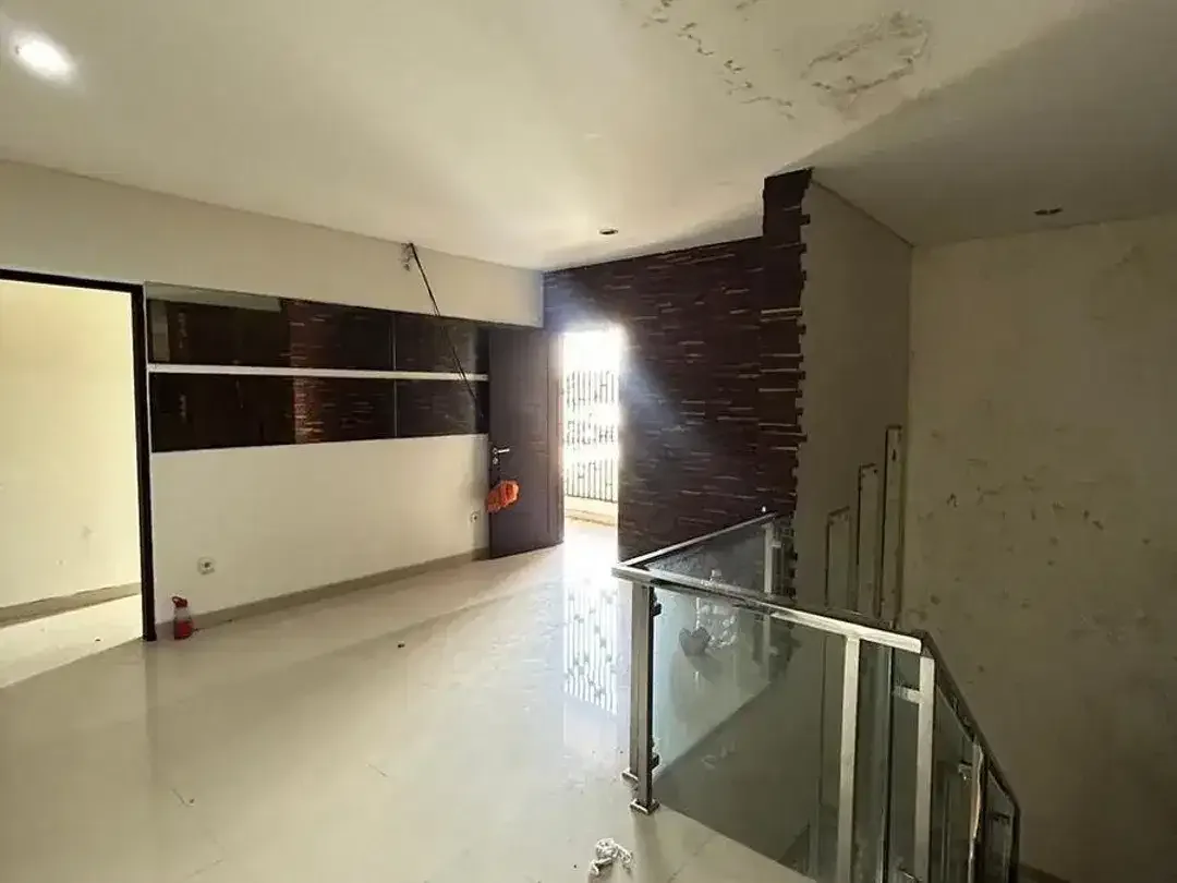 Rumah besar diperumahan elit dijual, Area Renon. - Image 4 of 10