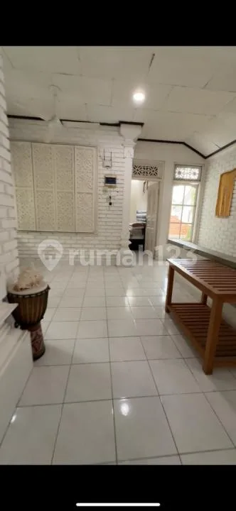 For Rent - 4 Bedroom Villa In | Prime Location Sanur - Image 2 of 4