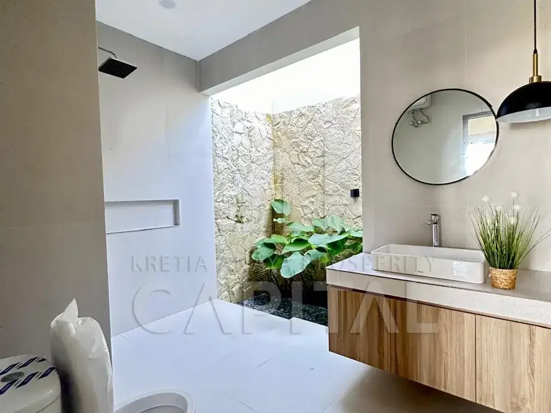 VILLA MODERN TROPIS DI BALI LOKASI PREMIUM AREA UNGASAN DENGAN VIEW GWK - Image 10 of 10