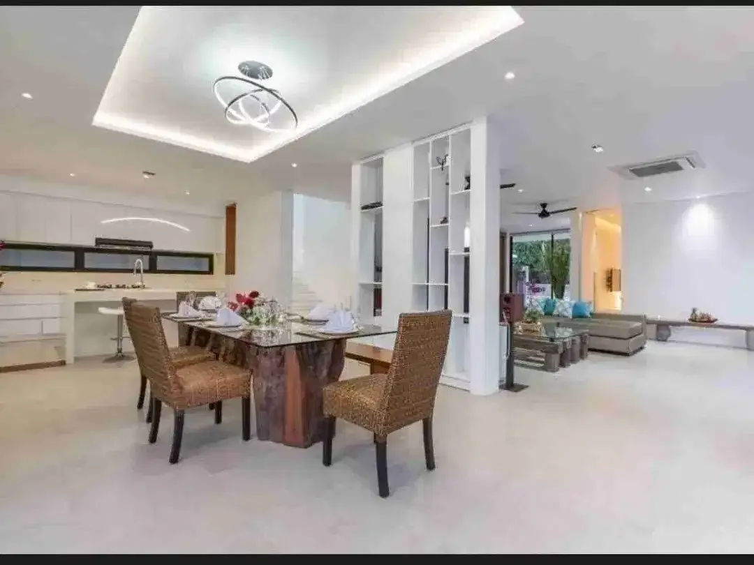 MODERN VILLA LANTAI II DI CANGGU BERAWA BADUNG BALI - Image 7 of 10