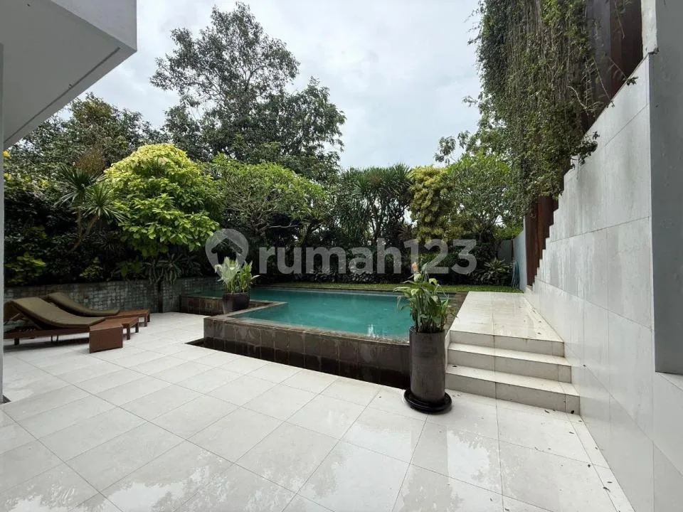 Elegant Freehold Modern Villa - Balangan, Jimbaran - Image 1 of 4