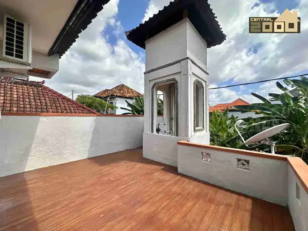 Dijual Rumah Dengan Kolam Lokasi Premium Umalas Bali - Image 9 of 10