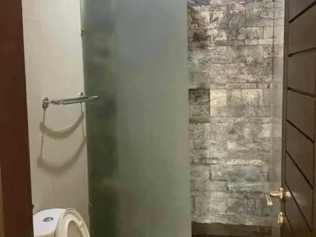 Dijual villa lantai 3 sangat strategis 
Lokasi taman griya jimbaran - Image 4 of 10