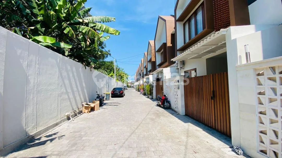Rumah Bangunan Baru Furnished With Pool Strategis di Sanur, Bali - Image 4 of 4