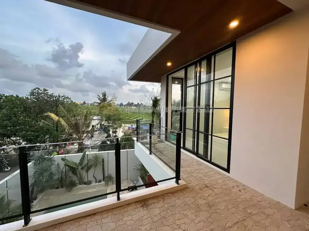 Modern Tropical Villa 3Br - Pererenan, Canggu - Image 7 of 10