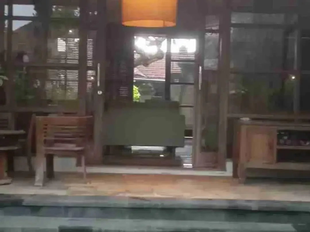 Luxury Villa Classic 10 Menit ke Sanur Dekat Living World - Image 10 of 10