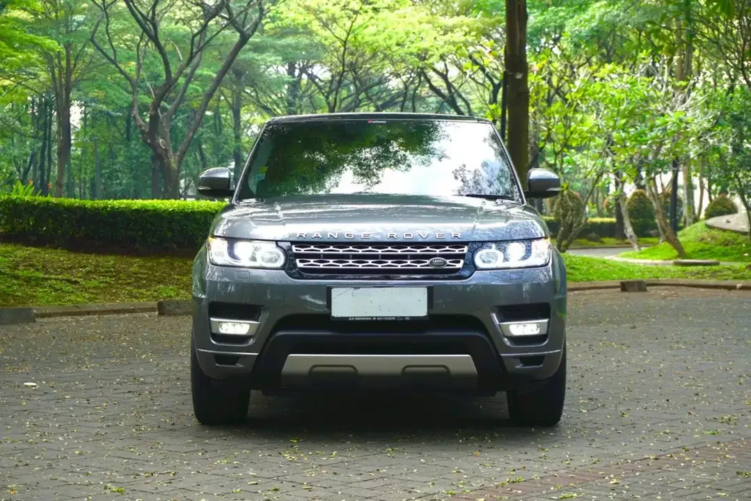 HOT ITEMS ! LAND ROVER RANGE ROVER SPORT AUTOBIOGRAPHY 2014 - Image 2 of 10