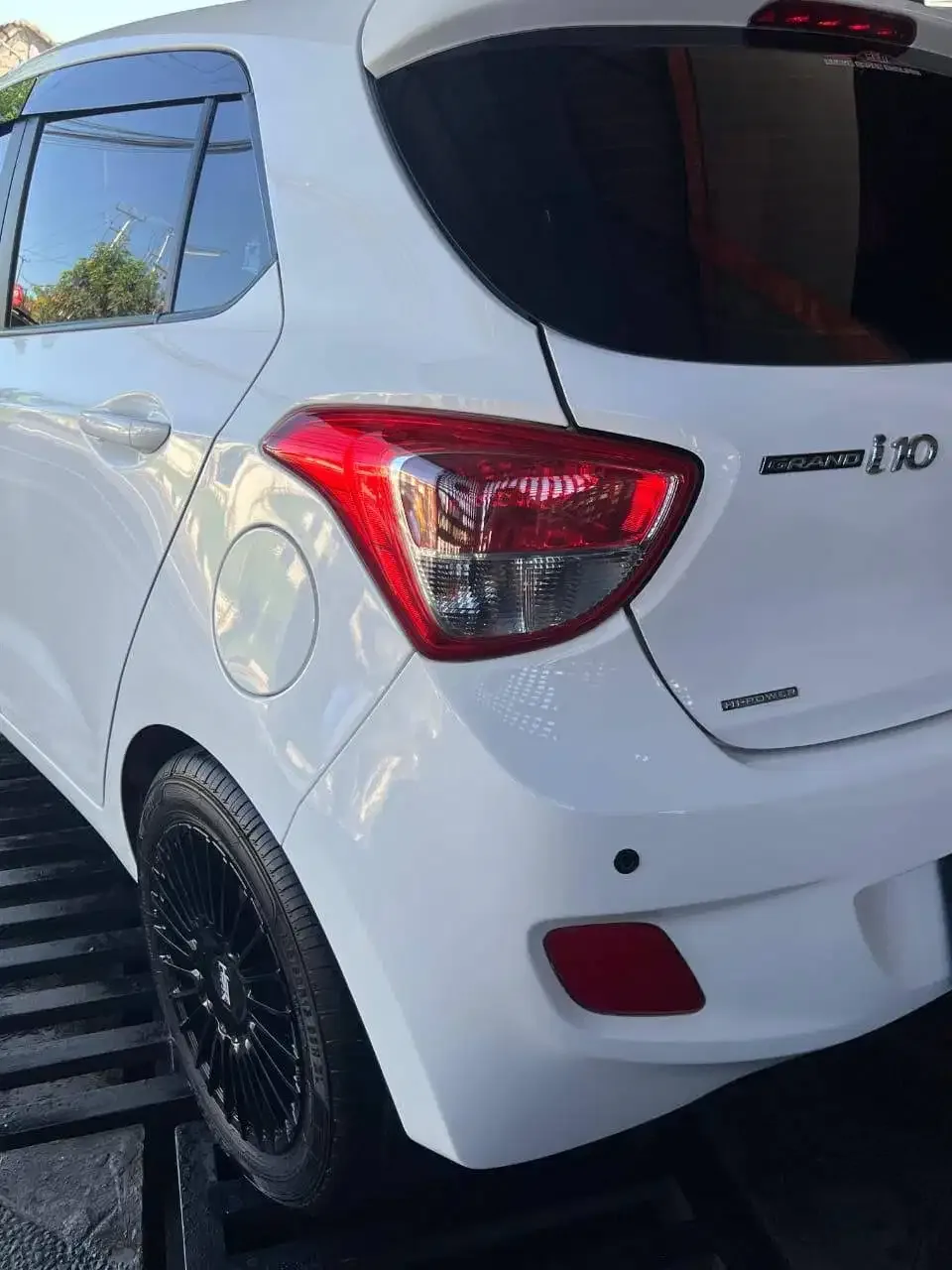 HYUNDAI GRAND I10 2014 PUTIH MT ASLI BALI - Image 5 of 9