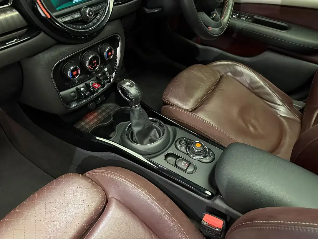 MINI Cooper S Clubman 2.0L 2019 - Image 7 of 10
