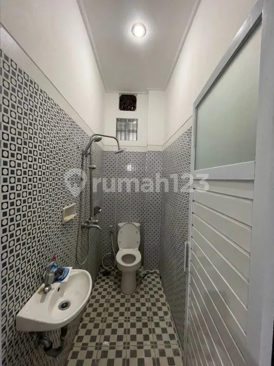 Rumah Luas 1 Lantai Furnished Sanur Bali - Image 4 of 4