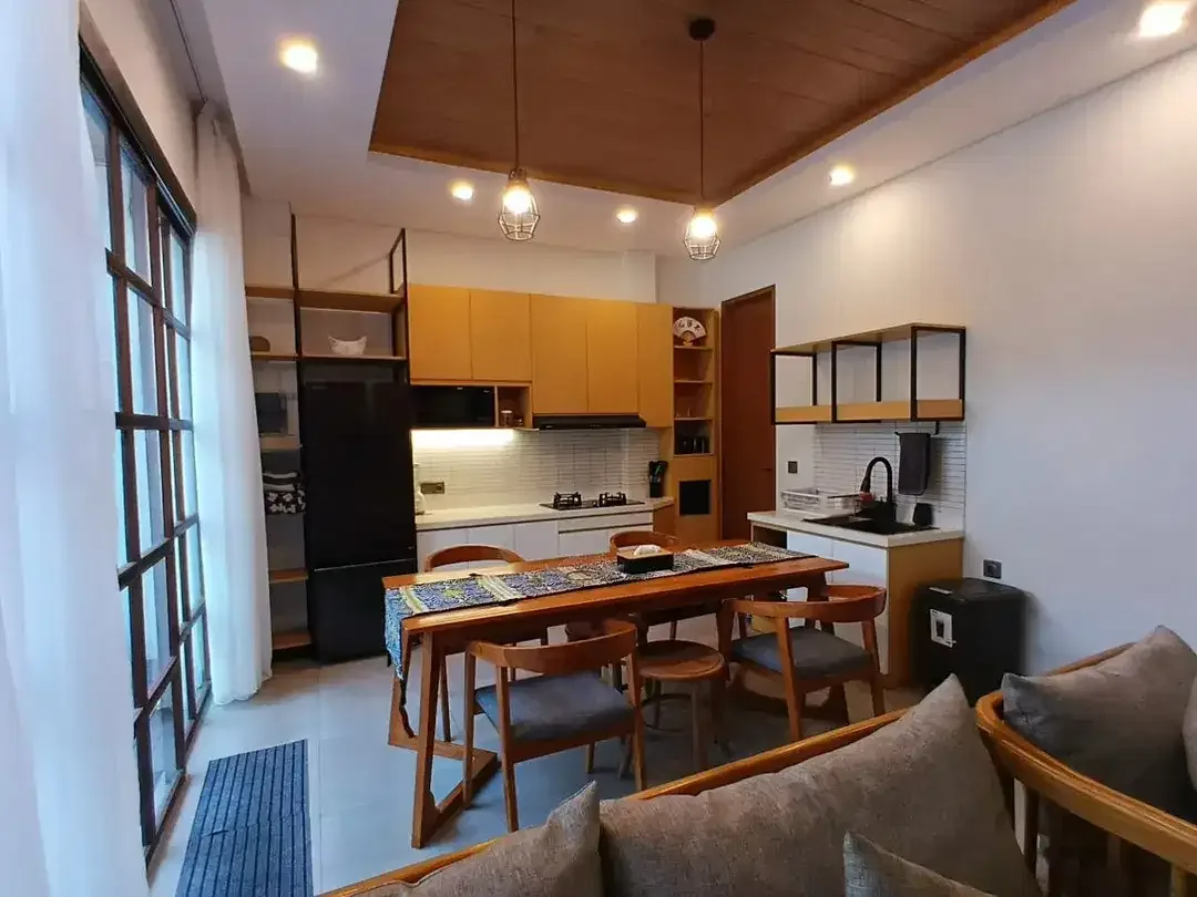 EXCLUSIVE BERAWA CANGGU VILLA ENCLOSED LIVING READY NOW - Image 7 of 10