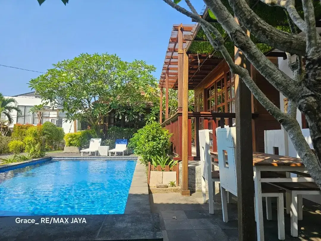 Boutique Villa Estate 1,000 M² with 7 Bedroom For Sale Umalas, Kuta - Image 5 of 10