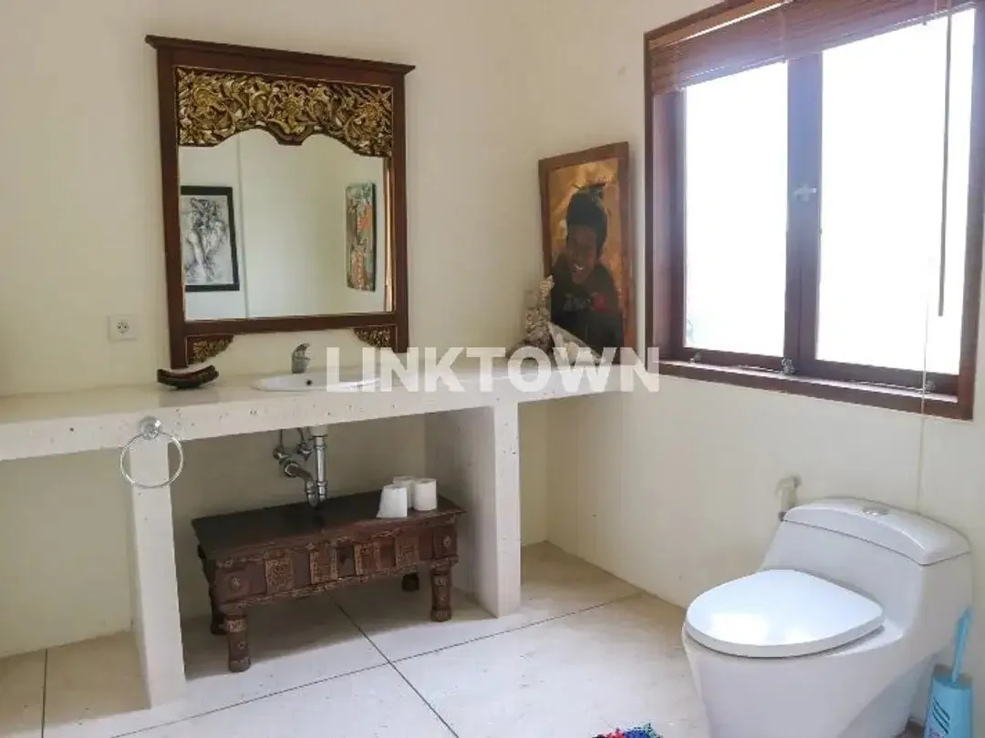 Dijual Tanah bonus Villa di Canggu Bali - Image 2 of 10
