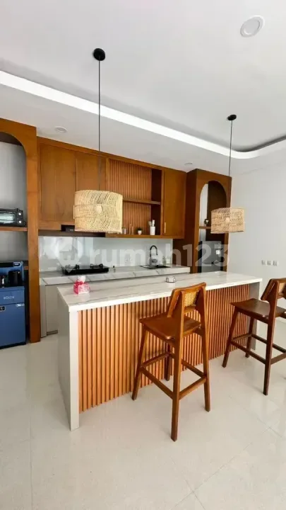 Brand New Villa 2 BR Mediterania Style, Fully Furnished Ready To Move In! Lokasi Startegis di Jimbaran - Kuta - Image 3 of 4
