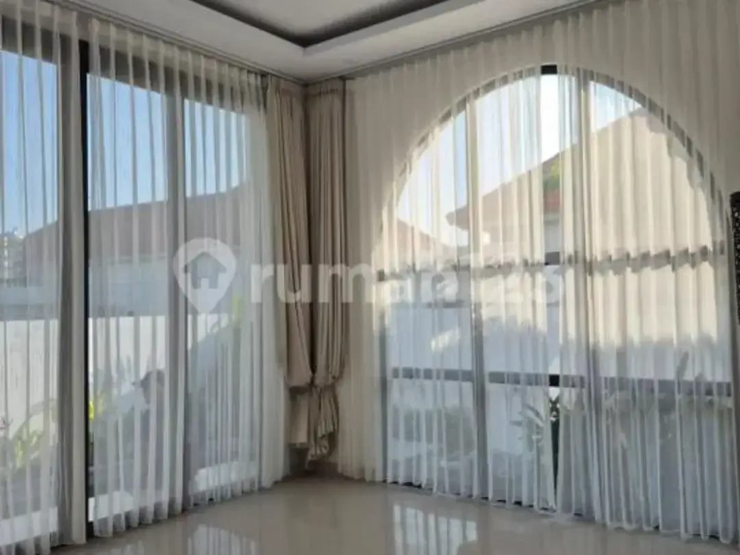 Disewakan Villa Cantik Estetik Lingkungan Sejuk dan Tenang - Image 2 of 5