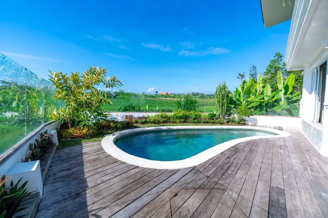 Premium Villa at Brawa with Beautiful Rice Paddy View - Image 8 of 10