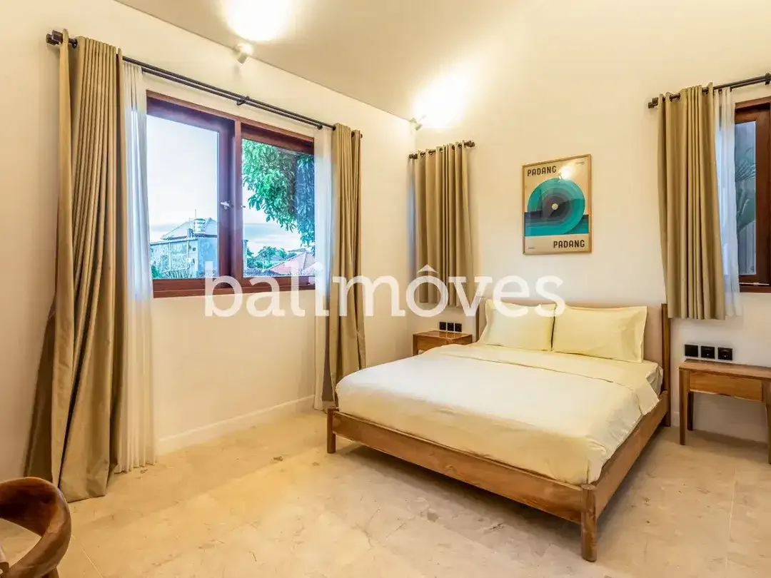 Villa Menawan dengan Dua Kamar Tidur di Tepi Pantai Sanur - Image 10 of 10