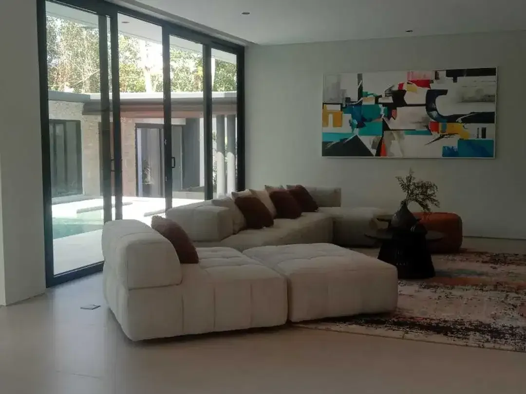 Walking to the echo beach - 25 yr lease villa with 5 stars facilities - Image 5 of 10