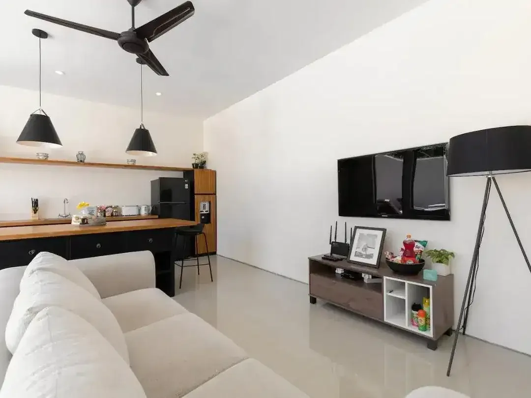 Villa Modern Nyaman di Kerobokan – Siap Huni! Nikmati hunian eksklusif di kawasan strategis Kerobokan dengan suasana tenang dan privat - Image 8 of 10