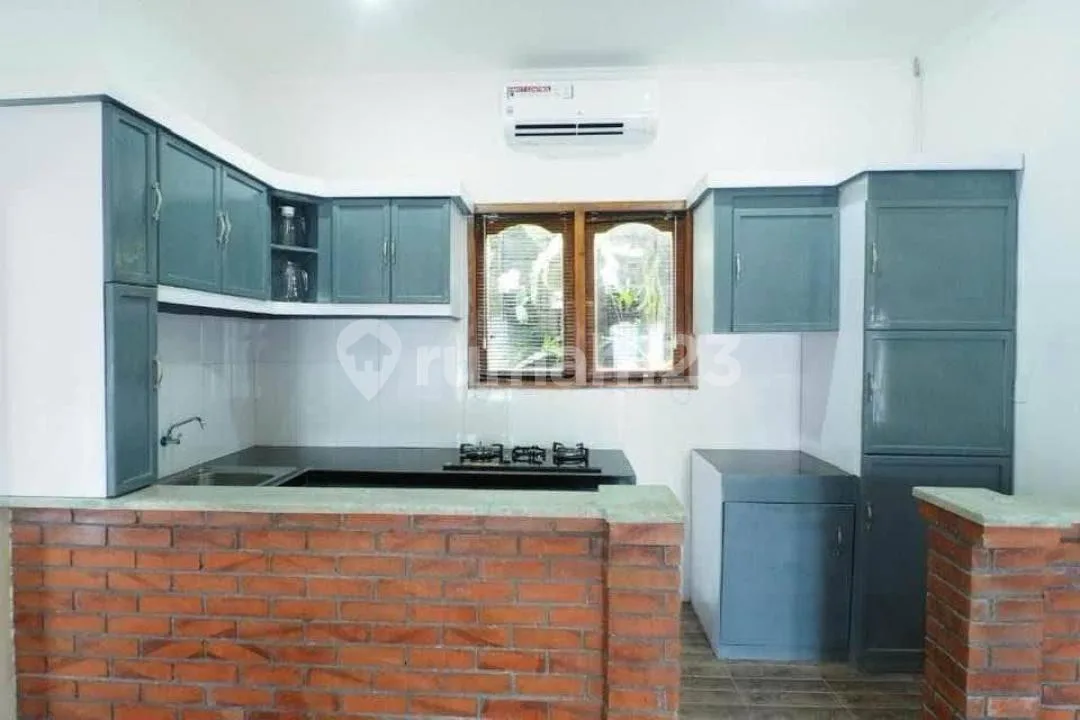 Villa Lengkap Strategis Lokasi Samplangan Bukit Jati, Gianyar - Image 2 of 4