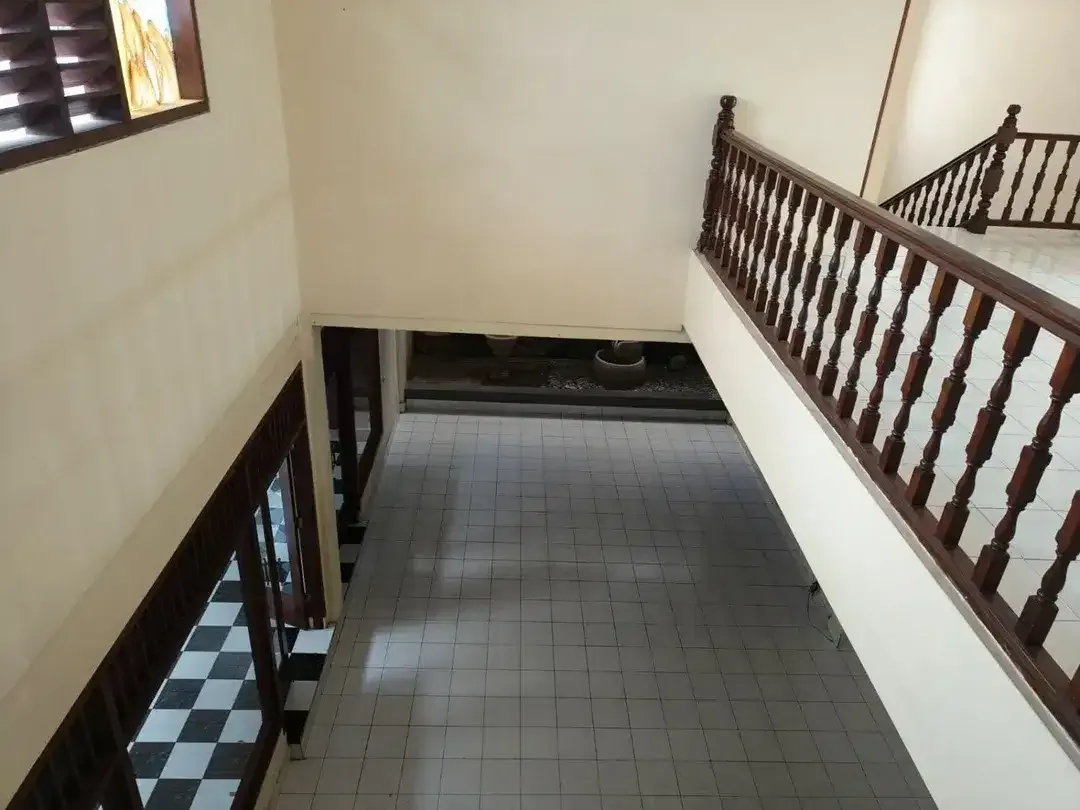 FOR SALE TANAH BONUS BANGUNAN SIAP HUNI BEBAS BANJIR LOKASI SUPER PREMIUM RENON - Image 8 of 10
