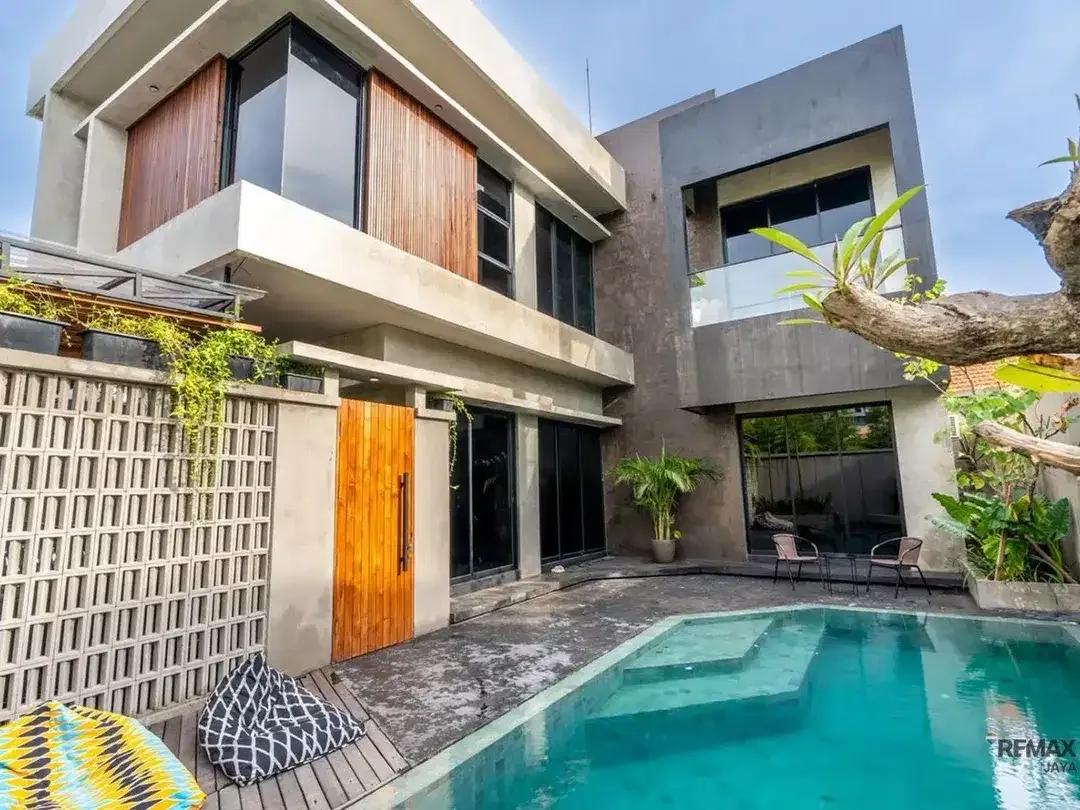 Villa Modern Industrial 3 Kamar Tidur Disewakan, di Umalas - Image 4 of 5