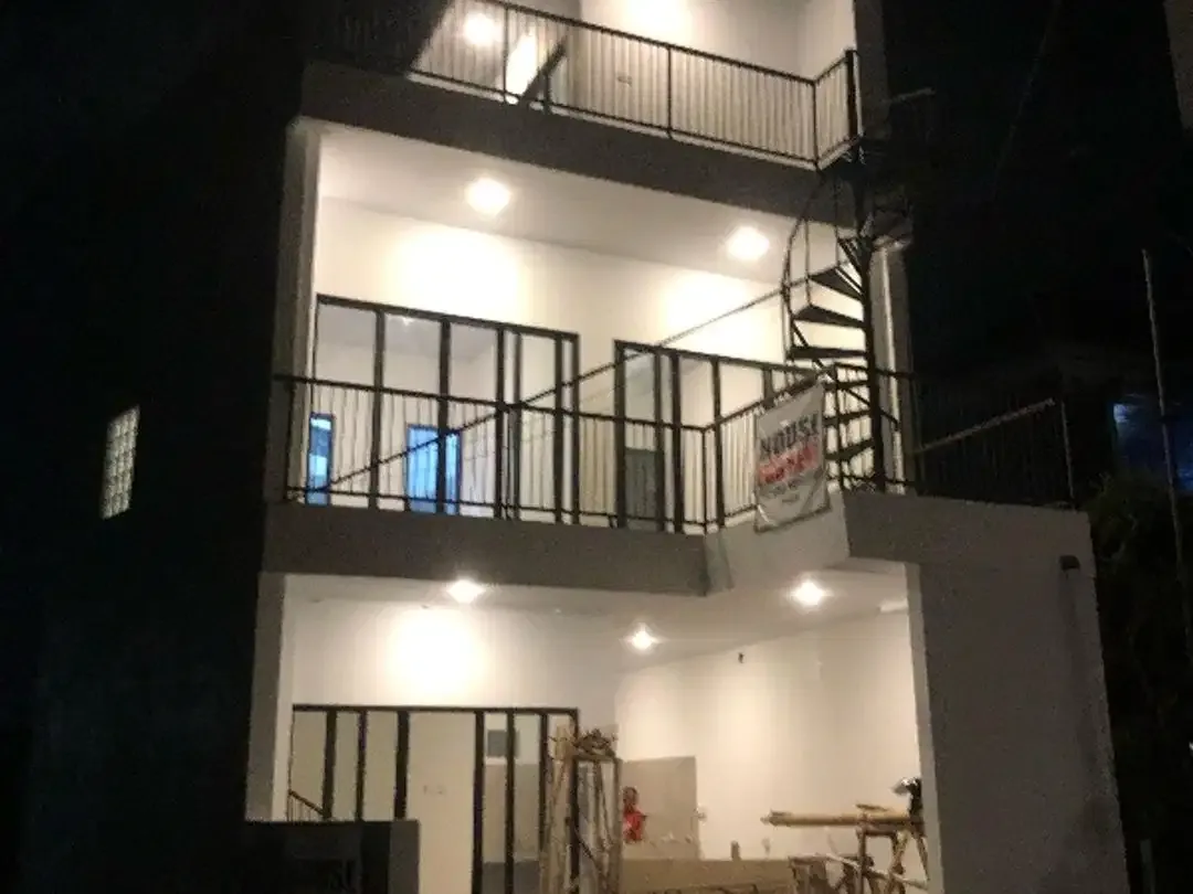 Rumah baru siap huni hanya 5 menit ke pantai berawa canggu - Image 1 of 4