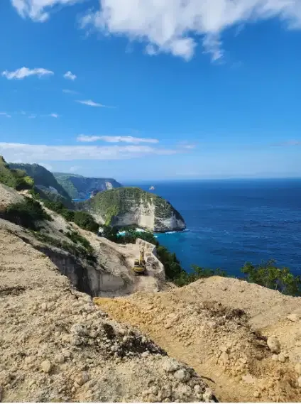 Land Near Sea Cliff Of Nusa Penida Beach - Image 7 of 10
