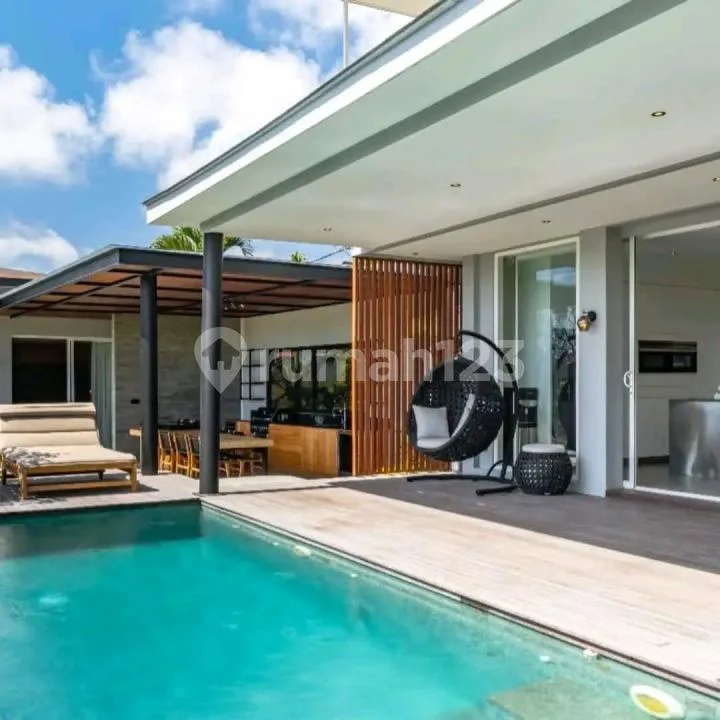 Villa Luxury Full Furnished With Pool 2Lt View Alam Hijau Pecatu - Image 3 of 4