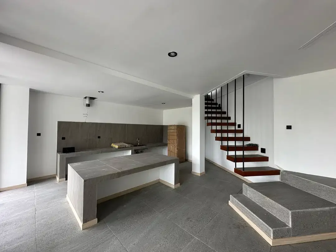 Luxury 5Br Villa in Sanur Kauh - Image 2 of 10