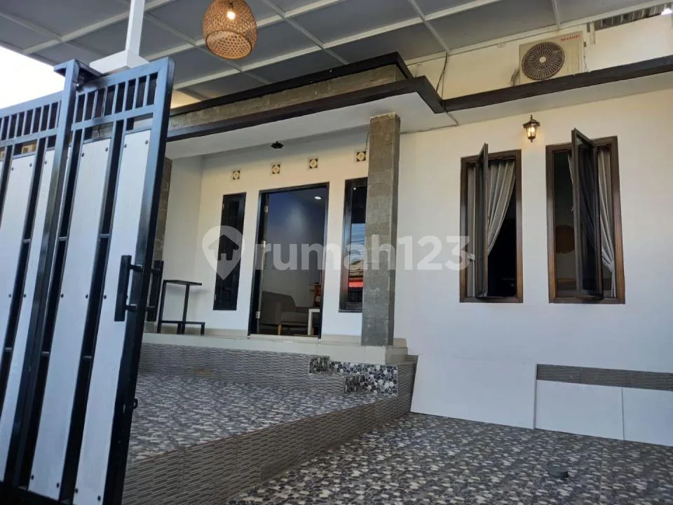 Minimalis House Fully Furnished At Jimbaran - Image 1 of 4